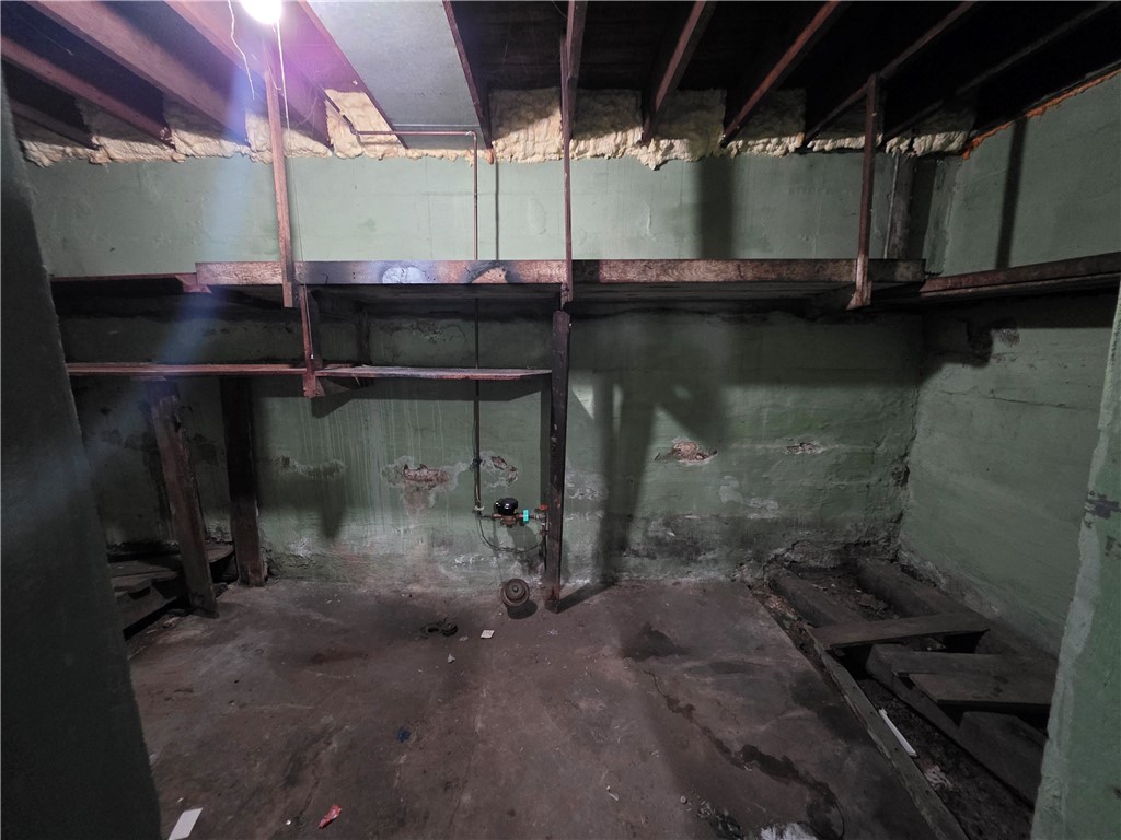 97 Rohr Street Rochester, NY 14605 - Photo 35 of 40