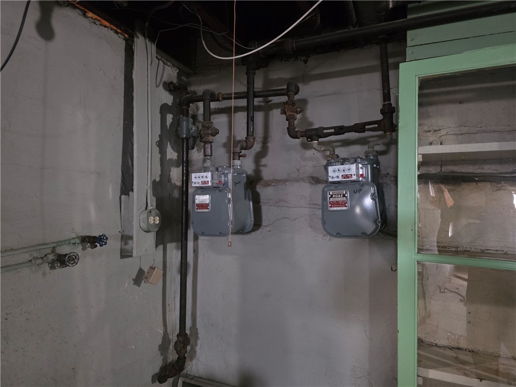 97 Rohr Street Rochester, NY 14605 - Photo 36 of 40