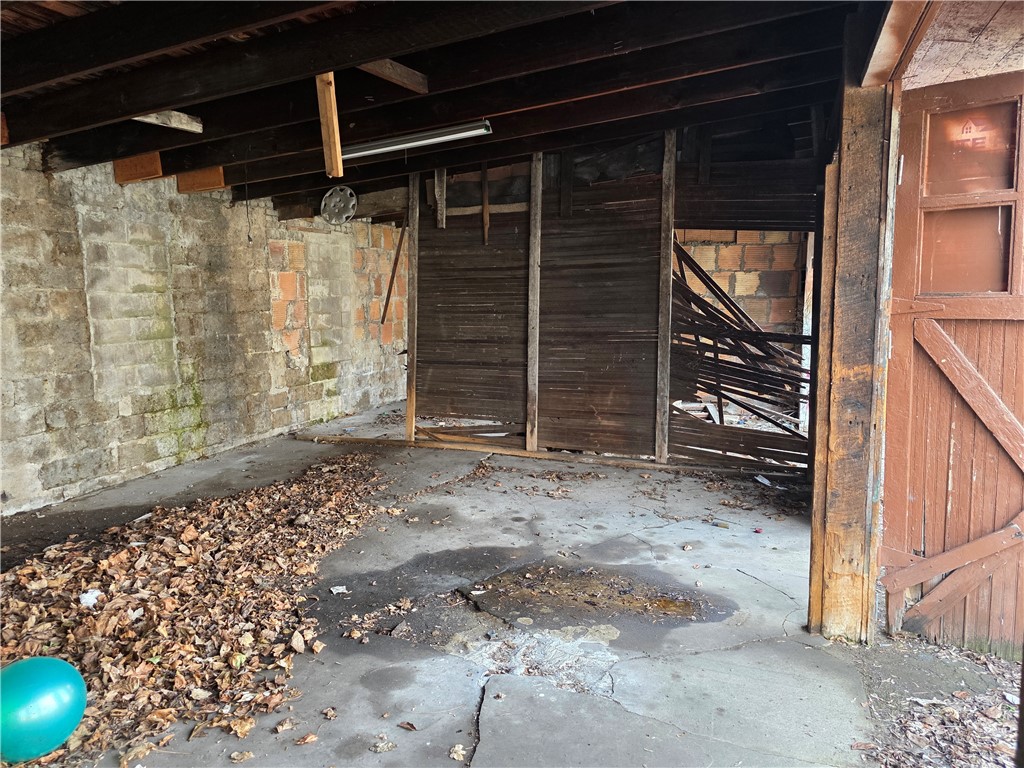 97 Rohr Street Rochester, NY 14605 - Photo 4 of 40