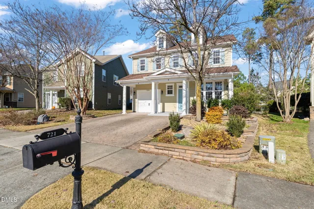 $609,990 | 721 Hewespoint Court, Cary, NC 27519