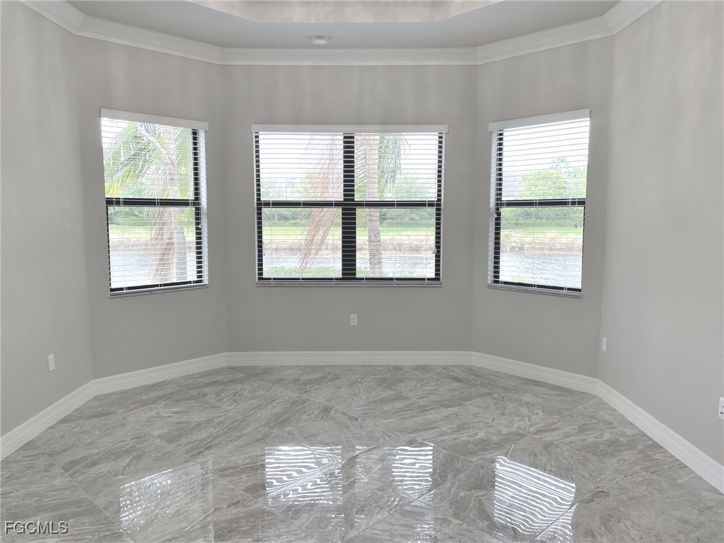 4129 Amelia Way Naples, FL 34119 - Photo 9 of 22