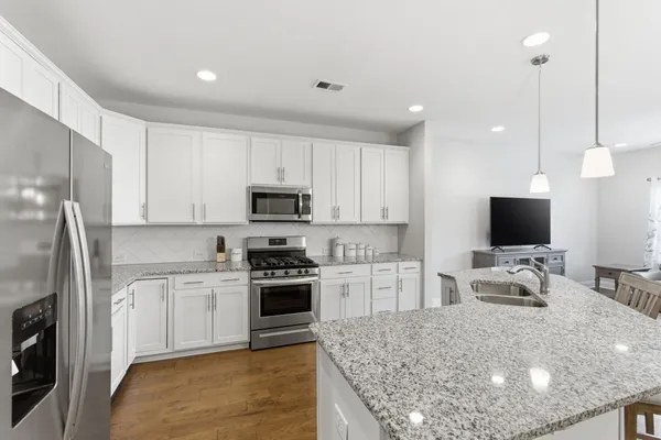 $464,900 | 867 Meadow Crest Way, Lebanon, TN 37090