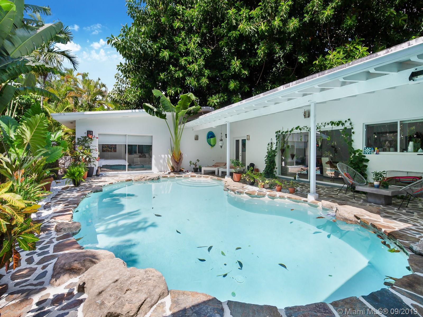 4350 Douglas Road Miami, FL 33133 - Photo 15 of 17 Gallery Image 15