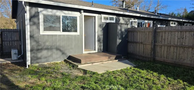 $1,200 | 9705 Main Street, Unit B, Upper Lake, CA 95485