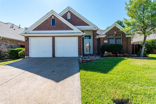 $2,950 | 9321 Western Trail, Irving, TX 75063