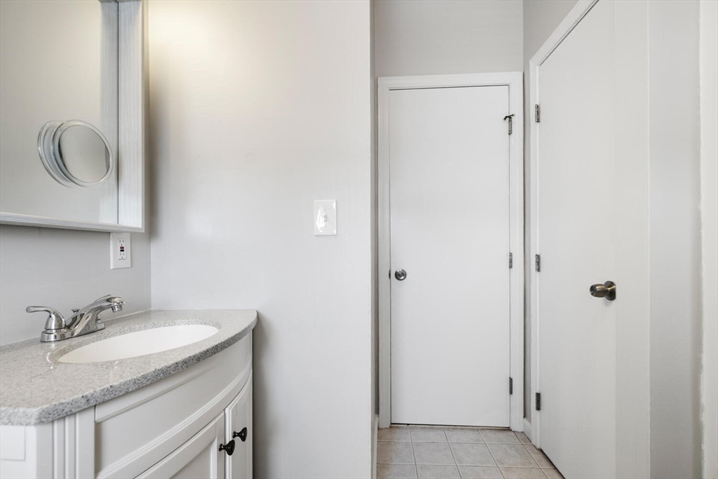 162 Willow Road, Unit 11 Nahant, MA 01908 - Photo 13 of 24