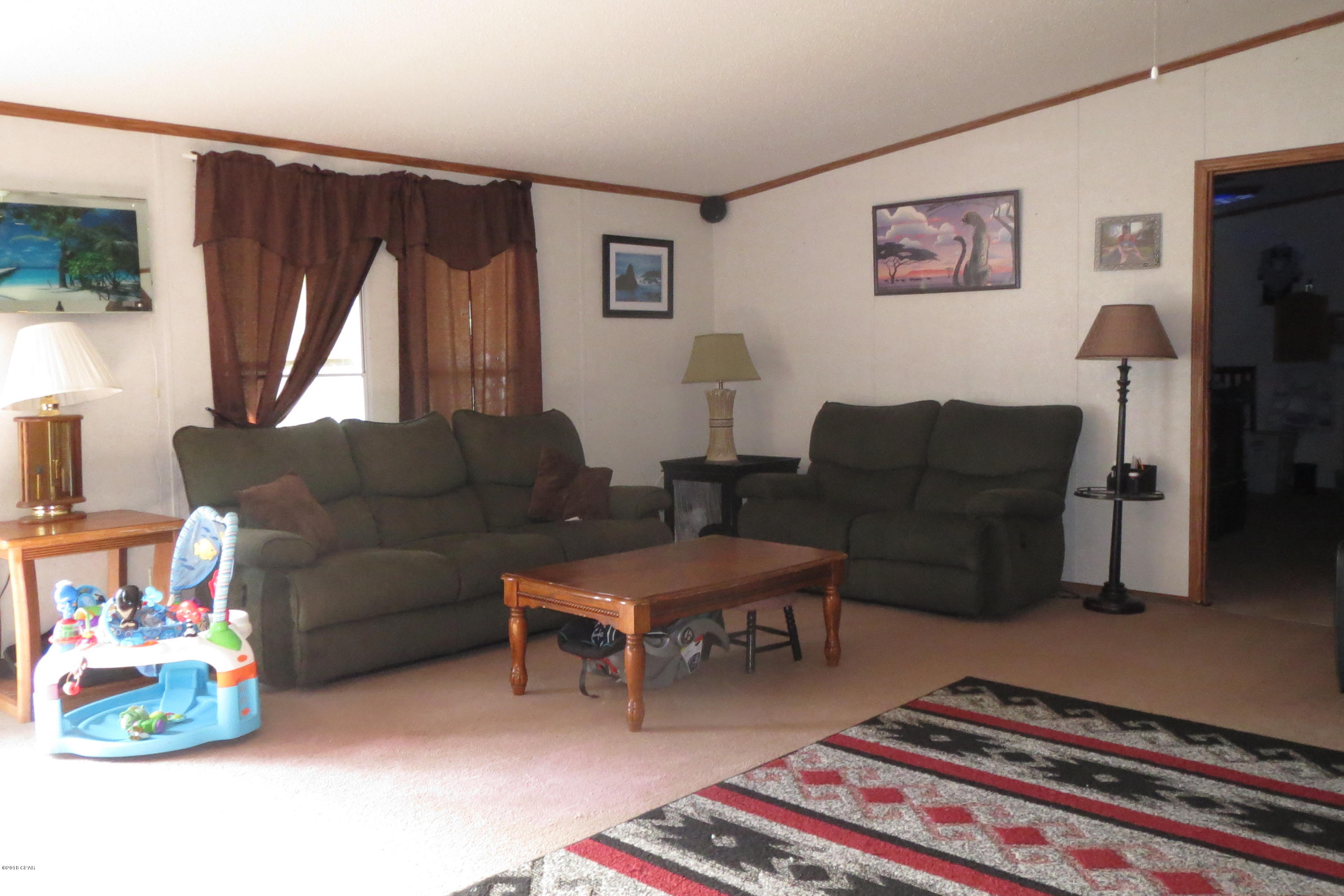 9402 Hubbard Road Southport, FL 32409 - Photo 5 of 26 Gallery Image 5
