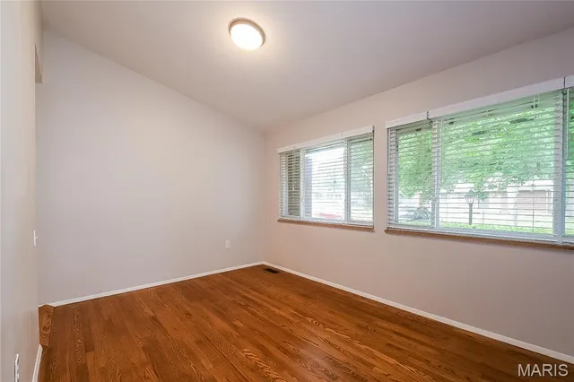 $1,765 | 1520 Arlington Drive, Florissant, MO 63033