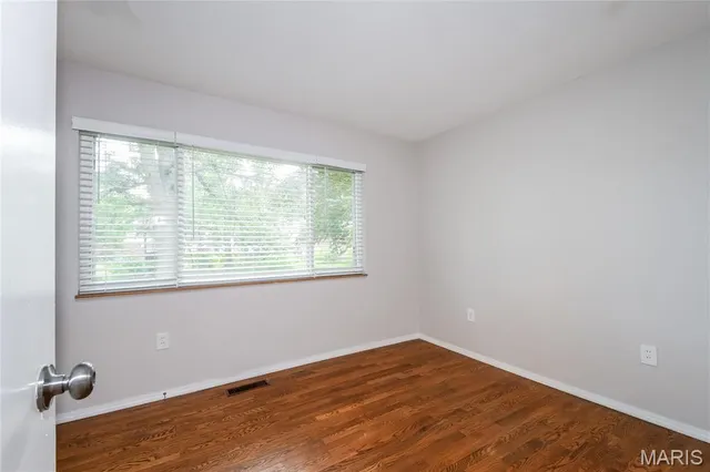 $1,765 | 1520 Arlington Drive, Florissant, MO 63033