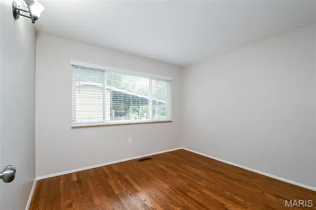 $1,765 | 1520 Arlington Drive, Florissant, MO 63033