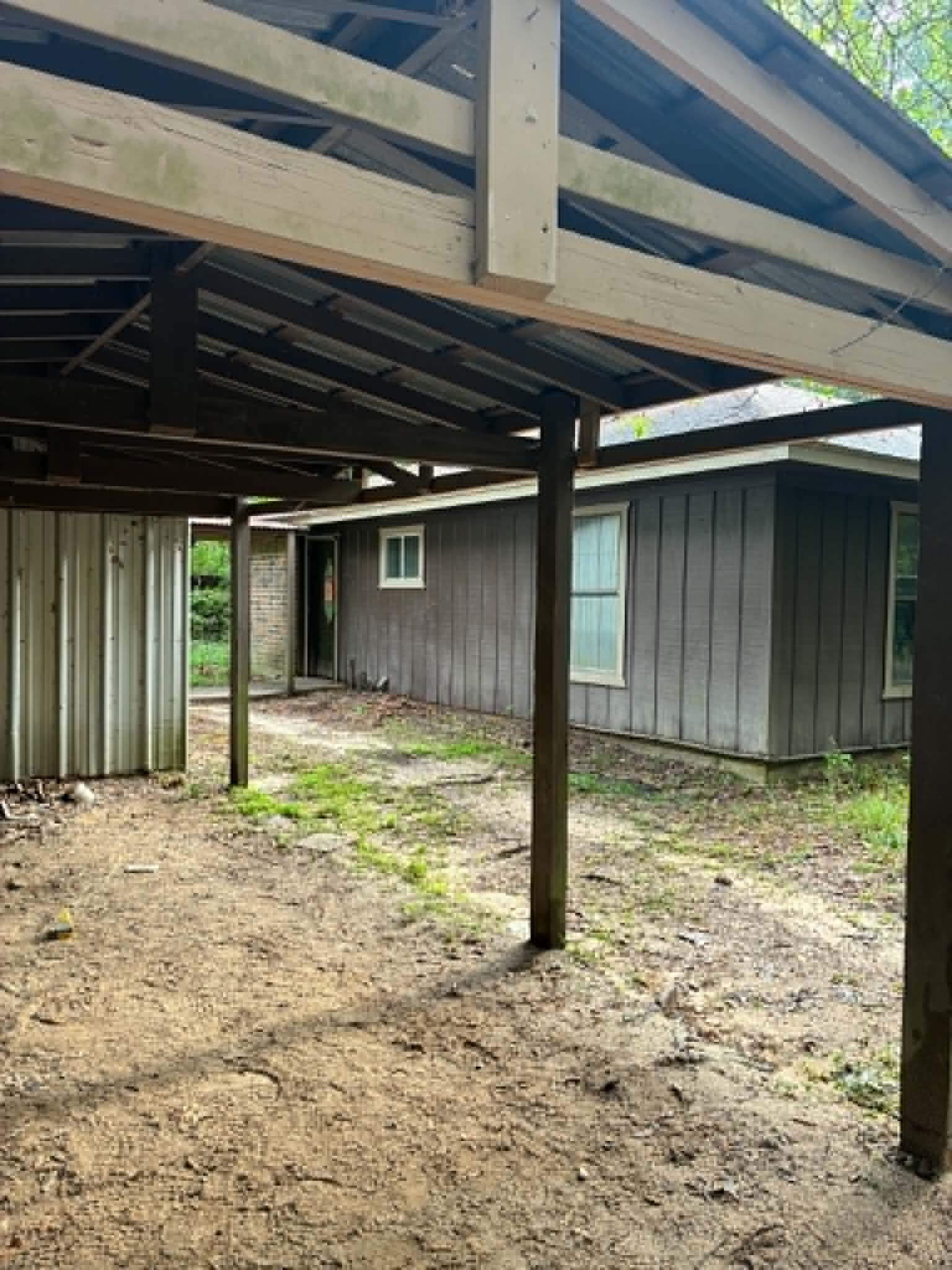 360 L R Outlaw Lane Cleveland, TX 77328 - Photo 2 of 9