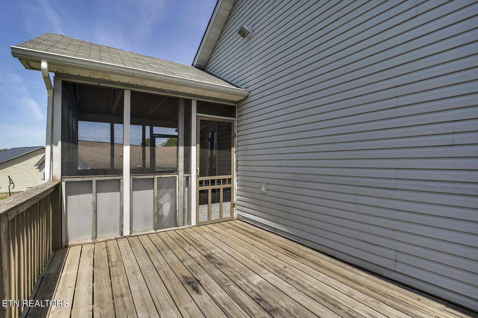 2903 Best Road Maryville, TN 37803 - Photo 21 of 34 21_2903 Best Road_Deck02