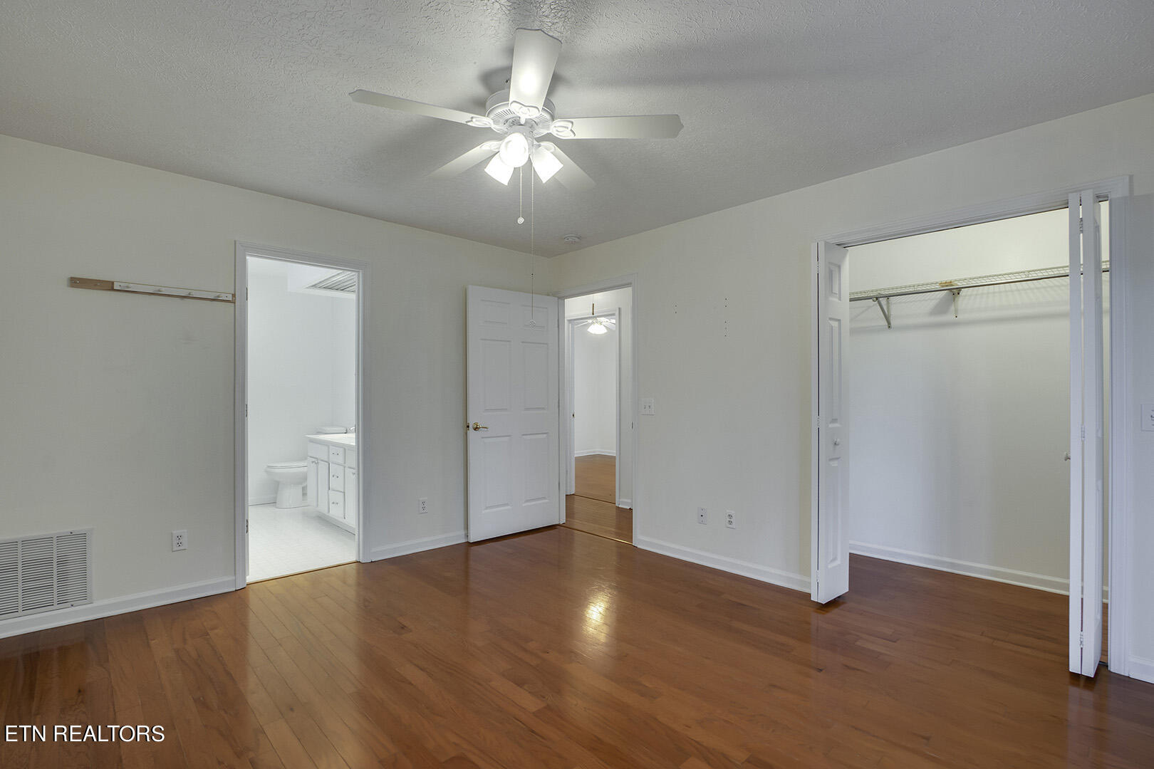 2903 Best Road Maryville, TN 37803 - Photo 23 of 34 23_2903 Best Road_MasterBedroom02