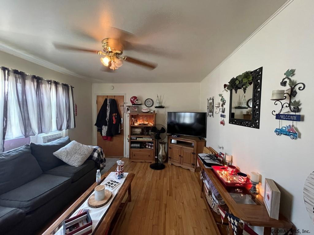 1037 Community Road Rotterdam, NY 12303 - Photo 9 of 32 Photo 9