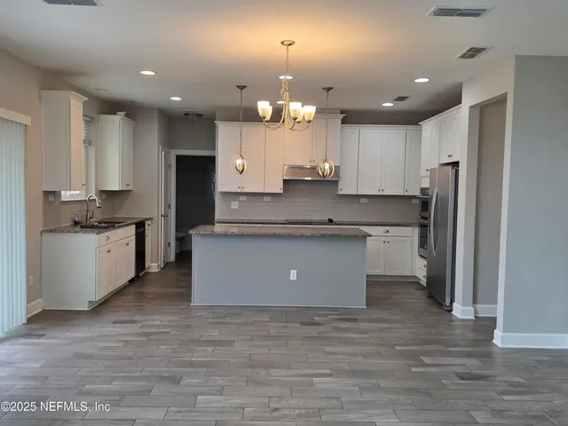 $3,000 | 1494 Shadow Creek Drive, Orange Park, FL 32065