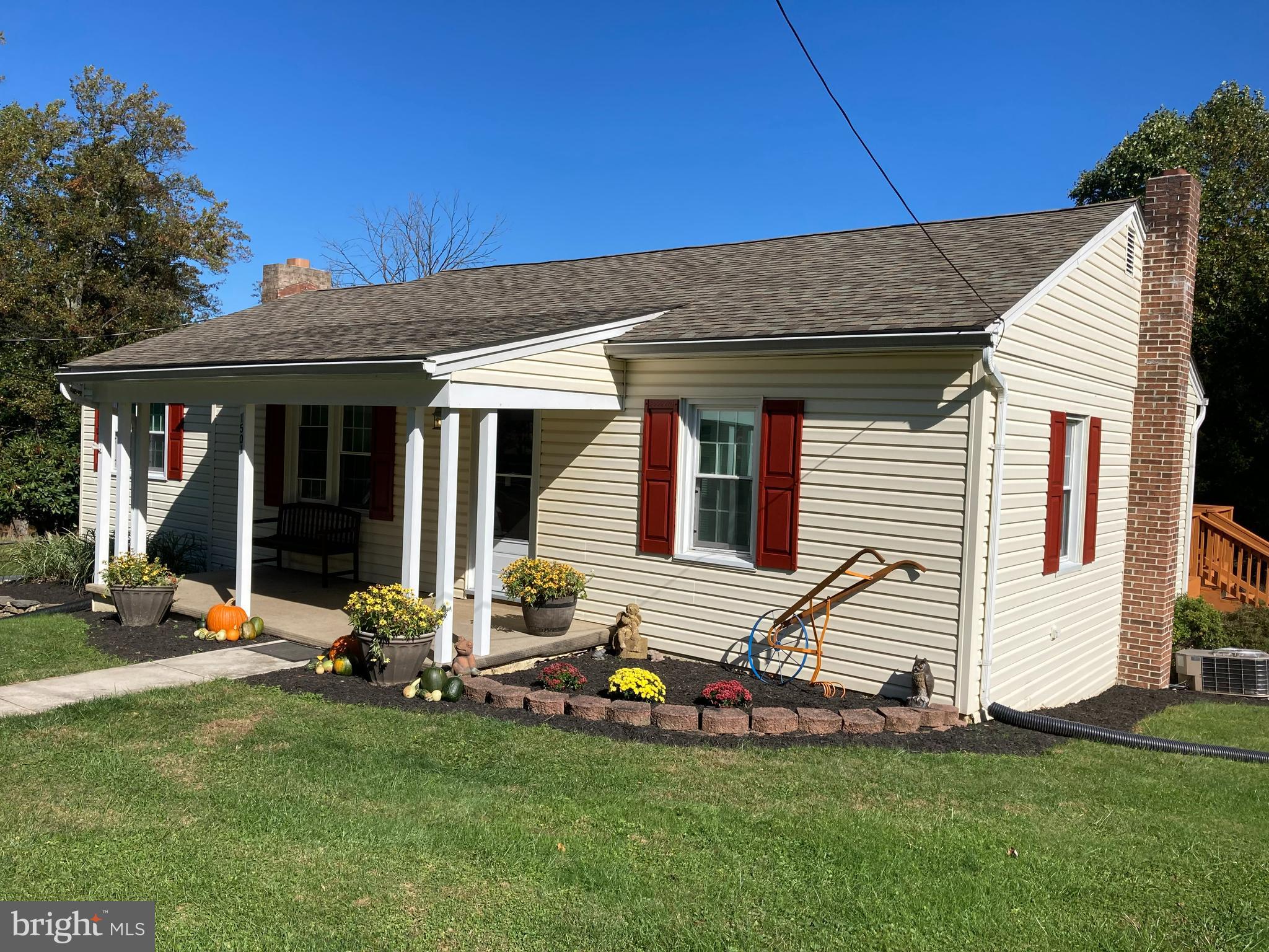 1501 Monument Road Middletown, MD 21769 - Photo 3 of 24 Front View