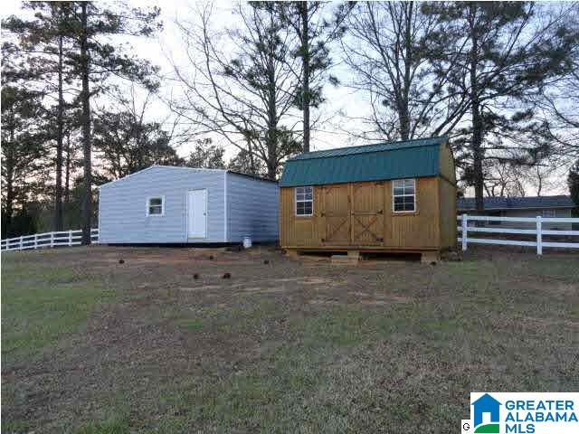 5191 Shady Crest Road Adamsville, AL 35005 - Photo 6 of 32