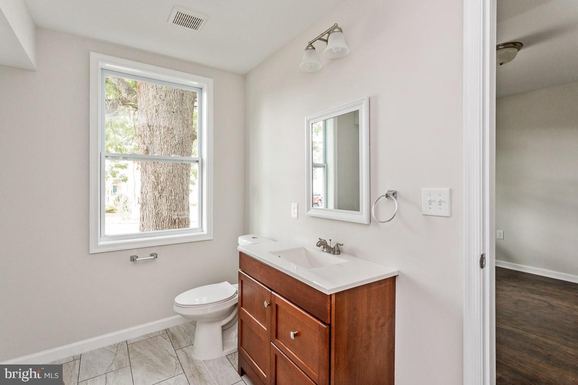 114 Riverside Road Baltimore, MD 21221 - Photo 17 of 33 FB1