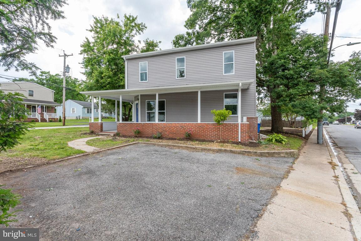 114 Riverside Road Baltimore, MD 21221 - Photo 3 of 33 front