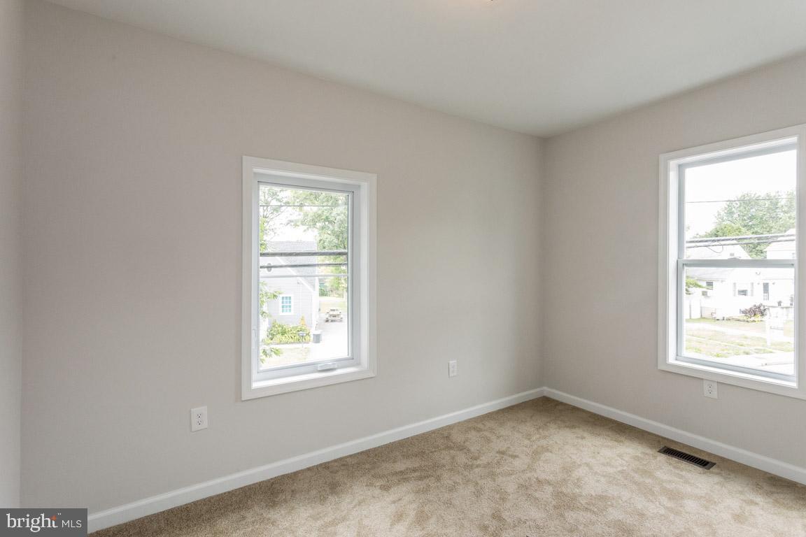 114 Riverside Road Baltimore, MD 21221 - Photo 21 of 33 BR2