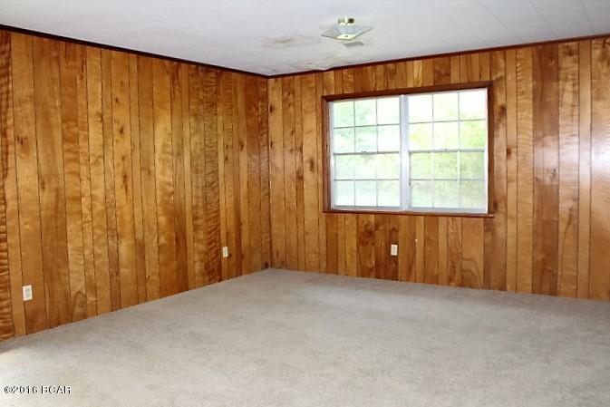 2265 Wester Road Grand Ridge, FL 32442 - Photo 4 of 16 Gallery Image 4
