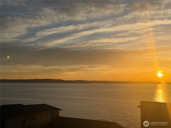 $1,750,000 | 5064 Beach Drive Southwest, Seattle, WA 98136