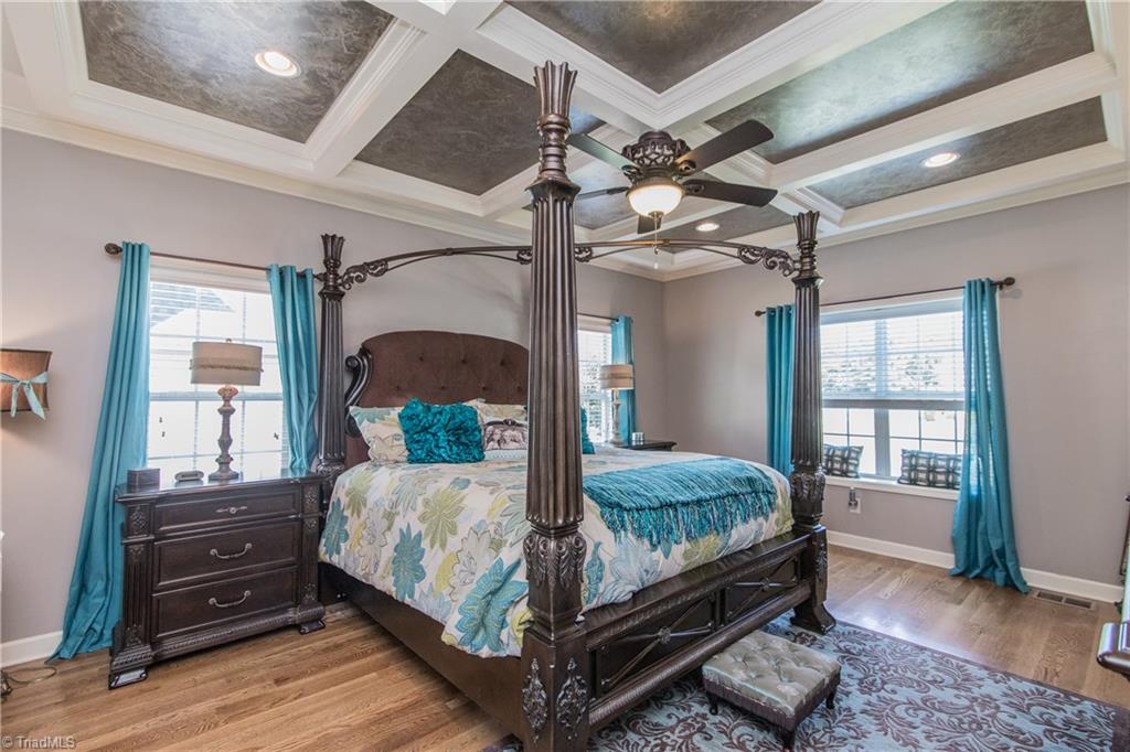 8937 Grove Park Drive Oak Ridge, NC 27310 - Photo 13 of 30 Gallery Image 13