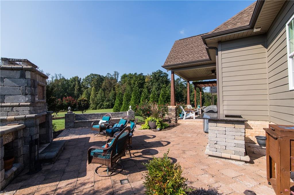 8937 Grove Park Drive Oak Ridge, NC 27310 - Photo 26 of 30 Gallery Image 26