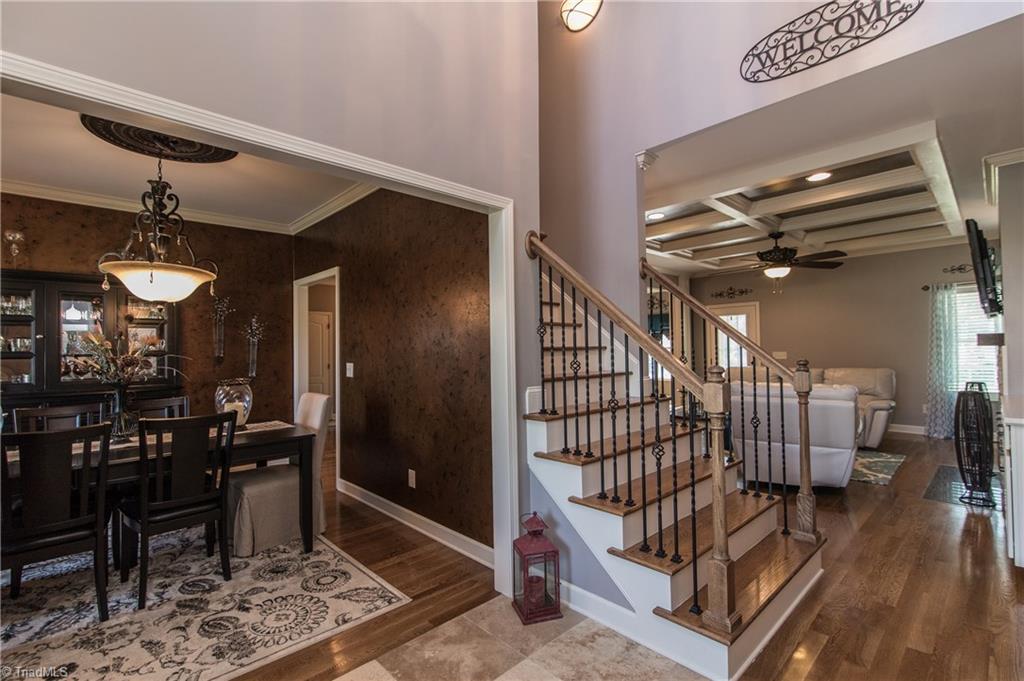 8937 Grove Park Drive Oak Ridge, NC 27310 - Photo 5 of 30 Gallery Image 5
