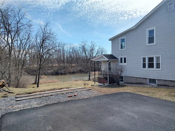 $162,500 | 13 Center Street, Unit 11, Seneca Falls, NY 13148