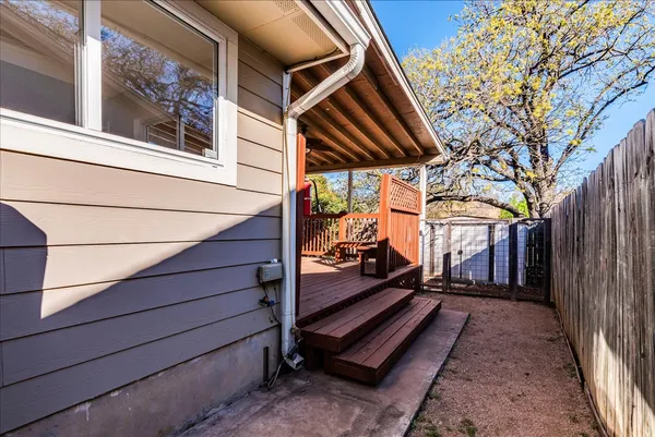 $2,595 | 11322 Bristle Oak Trail, Austin, TX 78750