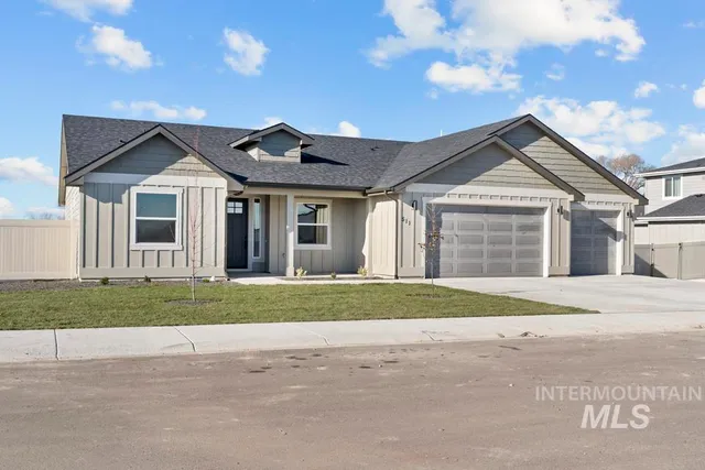 $629,999 | 405 South Diesel Way, Boise, ID 83716