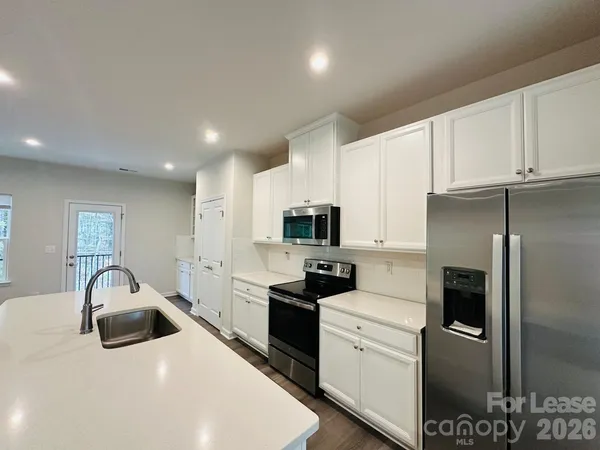 $2,375 | 3502 Timber Ml Drive, Stallings, NC 28104