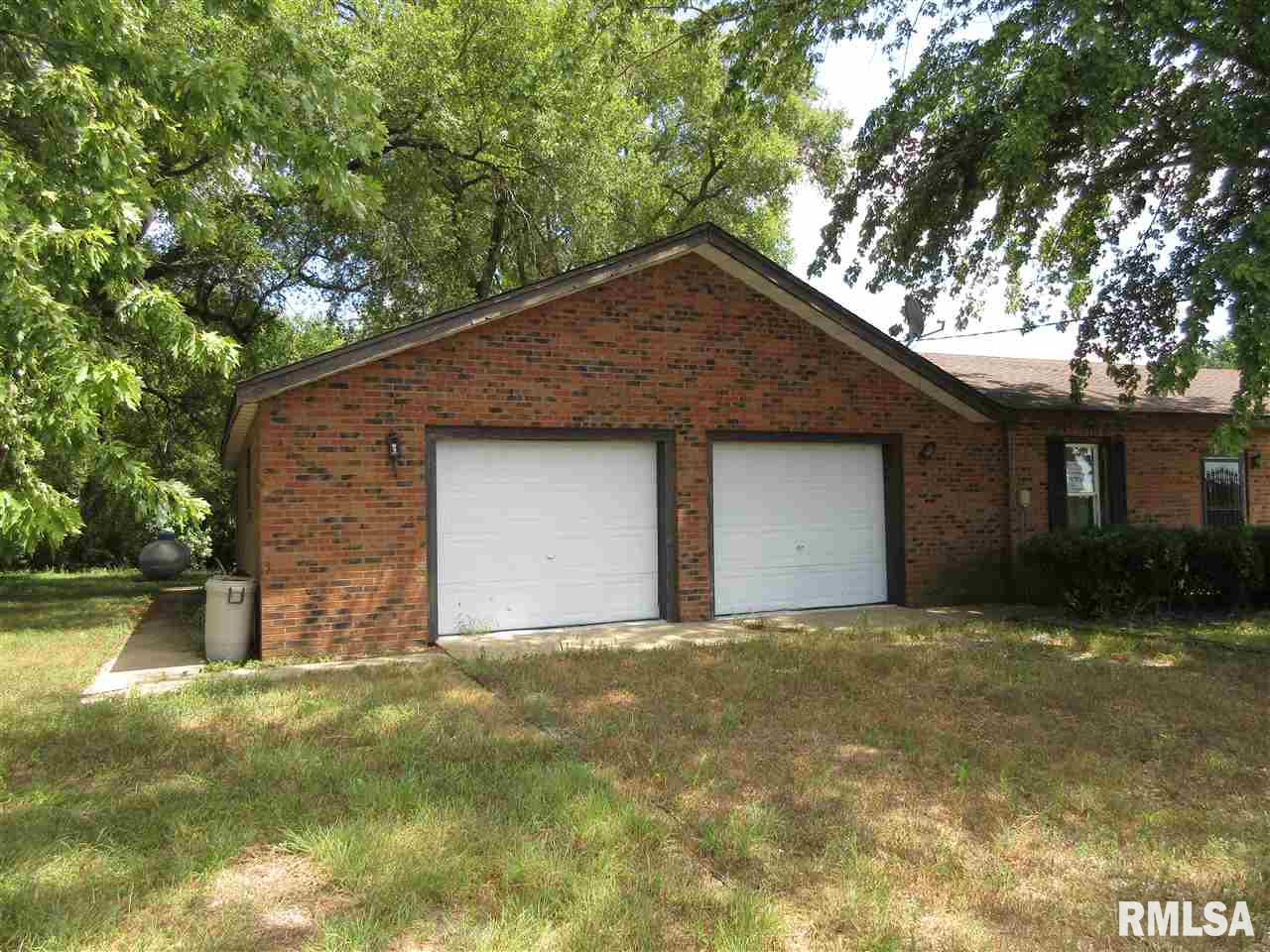 11296 North Manito Road Manito, IL 61546 - Photo 3 of 20 Gallery Image 3