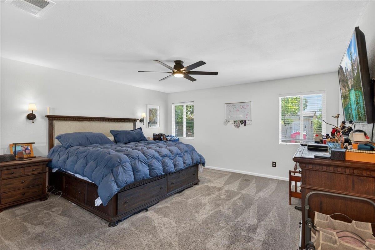 7524 Fruitridge Road Sacramento, CA 95820 - Photo 18 of 35