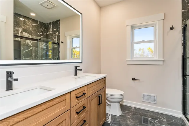 $569,900 | 66 Parma Center Road, Parma, NY 14468