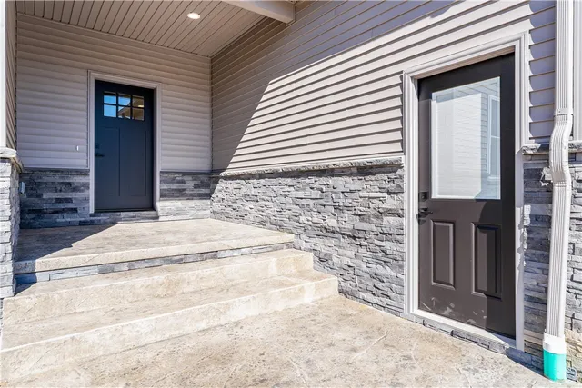 $569,900 | 66 Parma Center Road, Parma, NY 14468