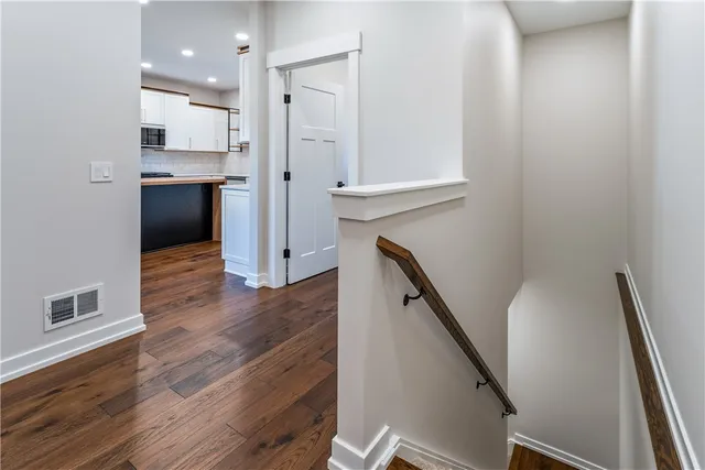 $569,900 | 66 Parma Center Road, Parma, NY 14468