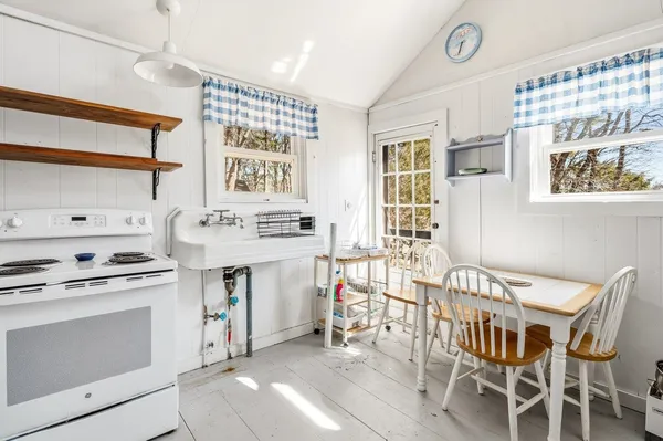 $2,500,000 | 45 Cable Road, Rye, NH 03870