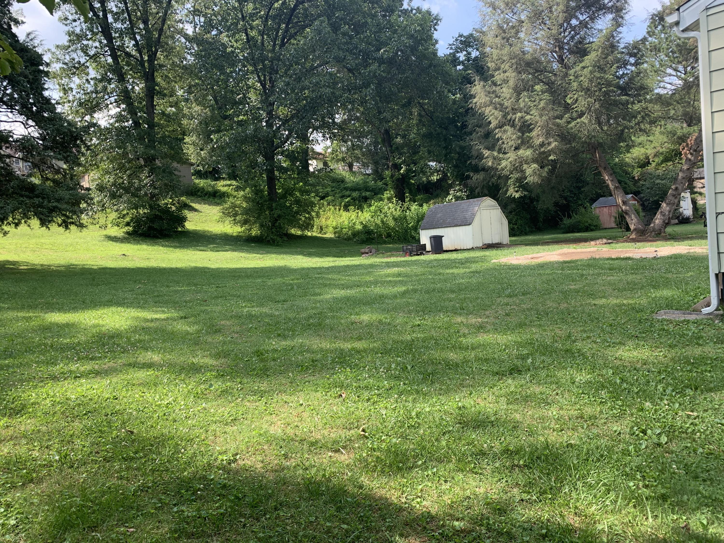 517 Tillman Road Knoxville, TN 37912 - Photo 12 of 20 77D01CE6-4812-4823-9B4E-6CE80E01410C
