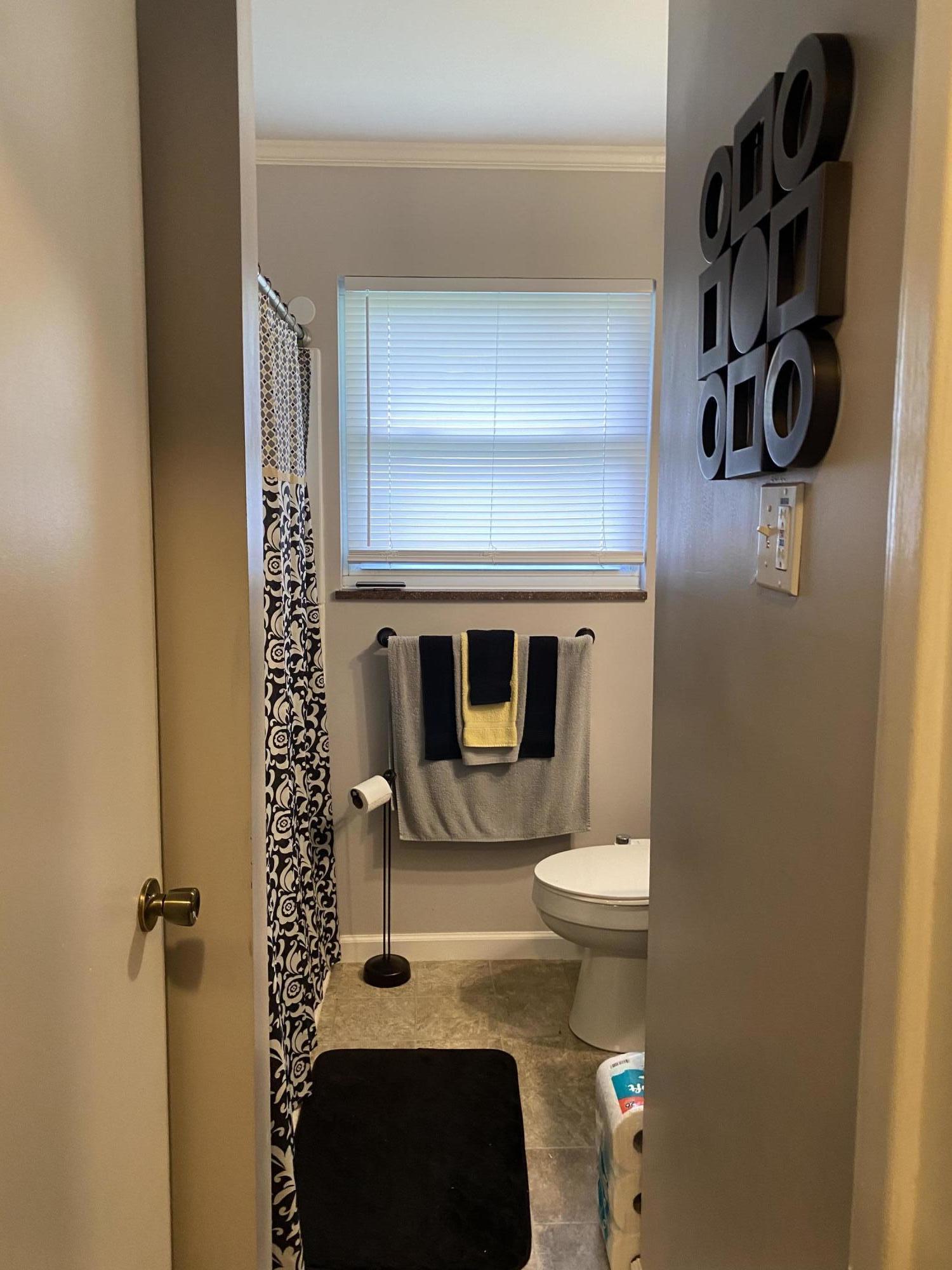 517 Tillman Road Knoxville, TN 37912 - Photo 8 of 20 E09015A0-D95F-4D4E-8CC8-D1D8072965F0