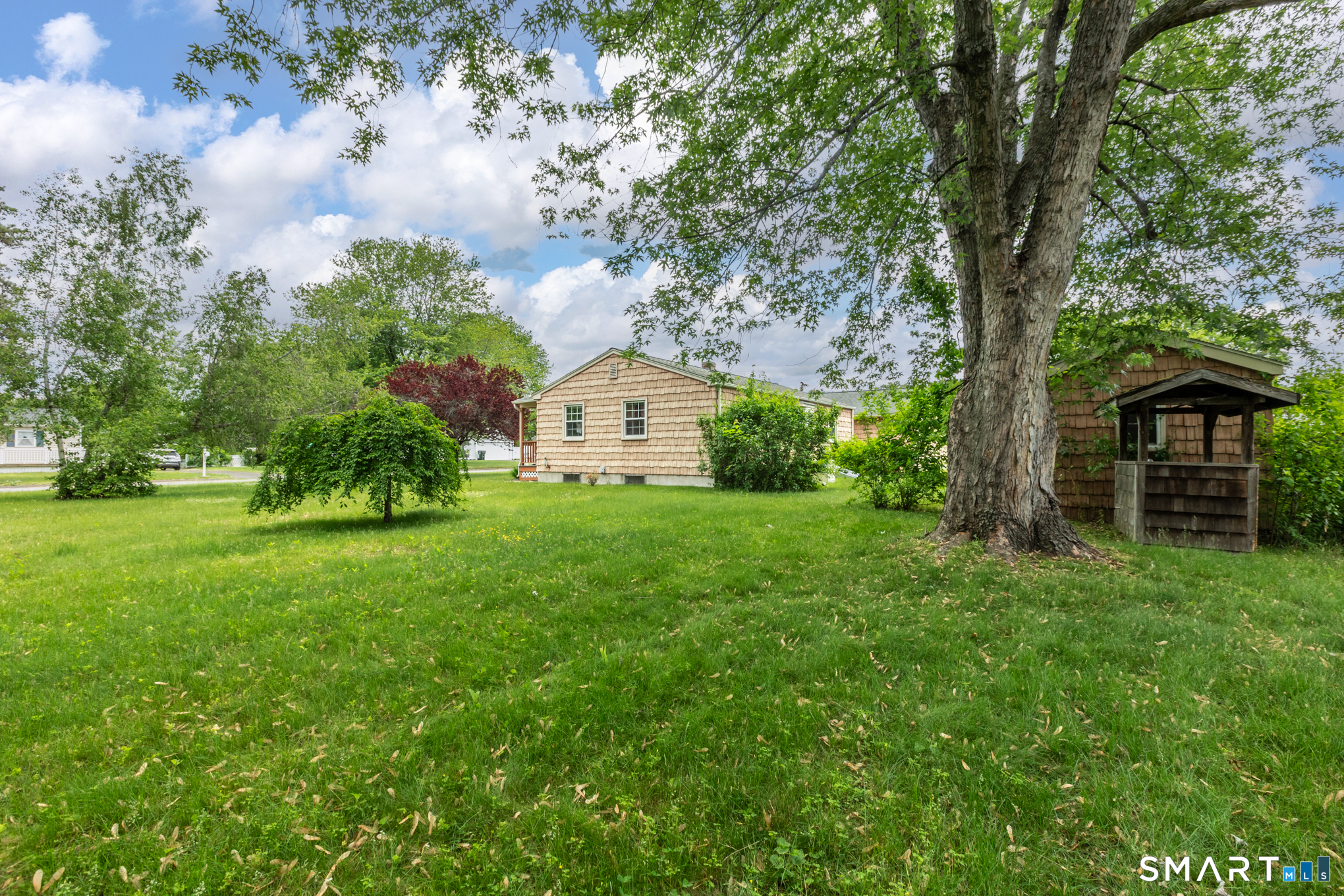 19 Alberta Street Windsor Locks, CT 06096 - Photo 30 of 31
