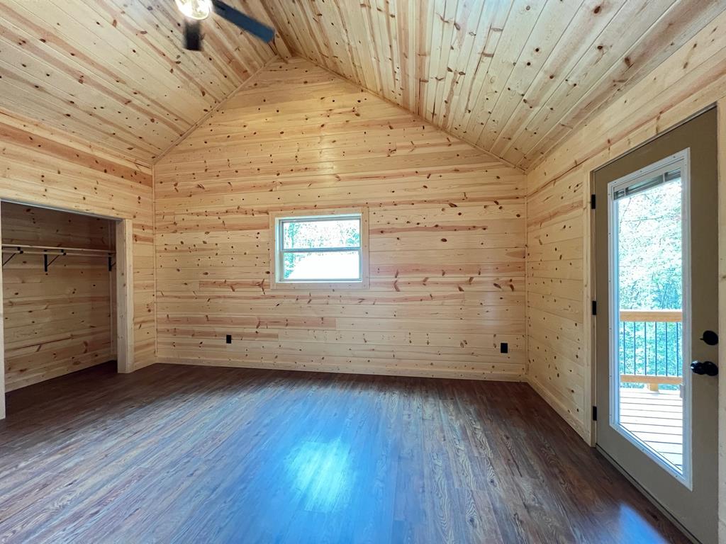94 Ranger Trail Way Murphy, NC 28906 - Photo 15 of 25 a view of a livingroom with wooden floor and a window