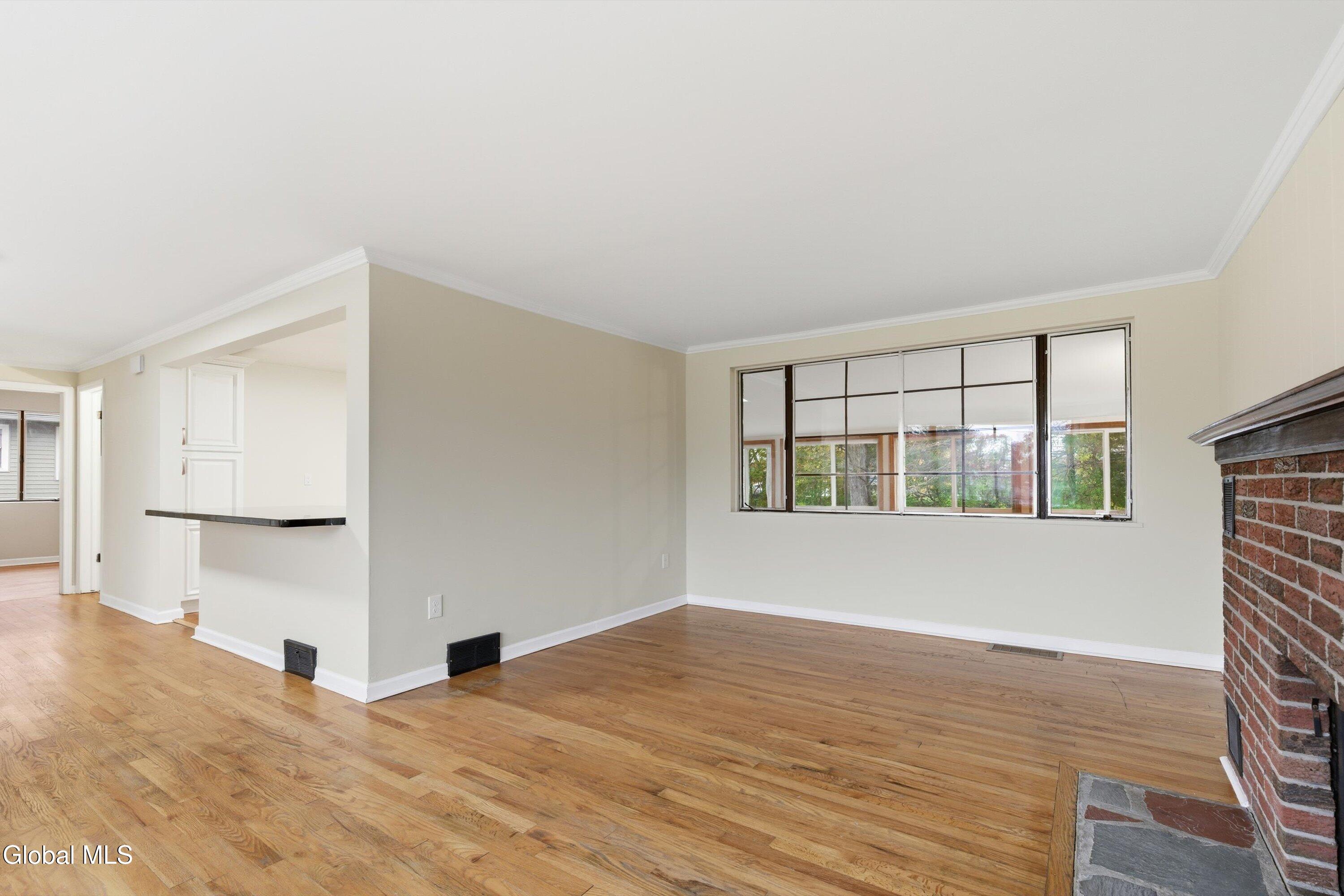 1005 Brunswick Place Rotterdam, NY 12303 - Photo 12 of 48 10-1005 Brunswick Ln-10