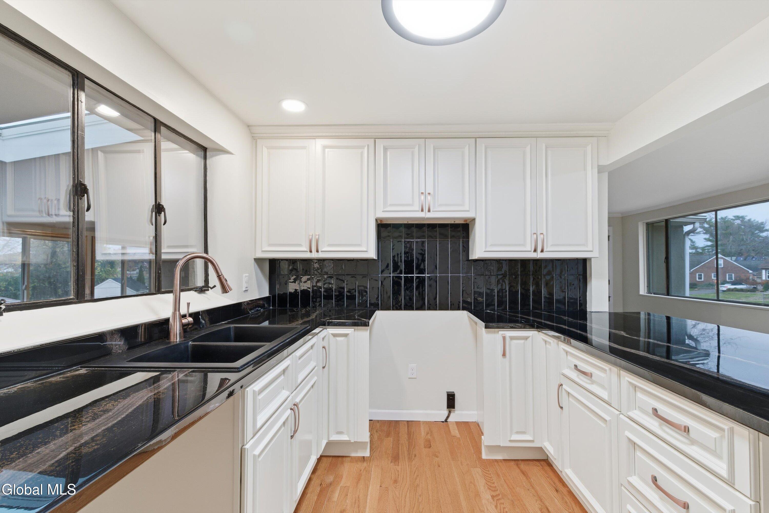 1005 Brunswick Place Rotterdam, NY 12303 - Photo 16 of 48 15-1005 Brunswick Ln-15