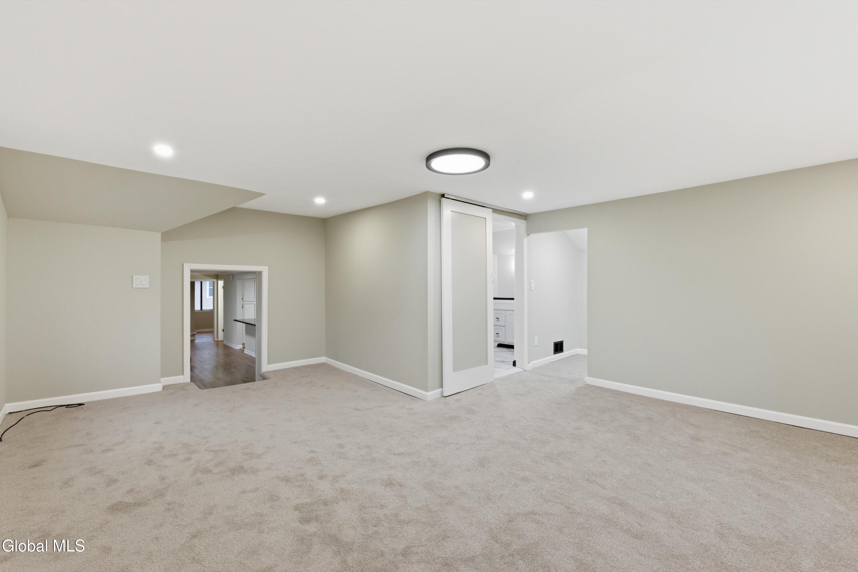 1005 Brunswick Place Rotterdam, NY 12303 - Photo 22 of 48 05-1005 Brunswick Ln-5