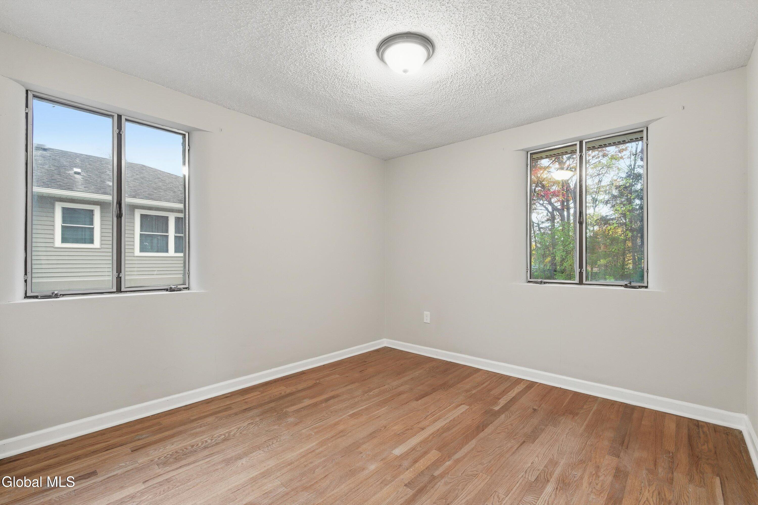 1005 Brunswick Place Rotterdam, NY 12303 - Photo 27 of 48 19-1005 Brunswick Ln-19