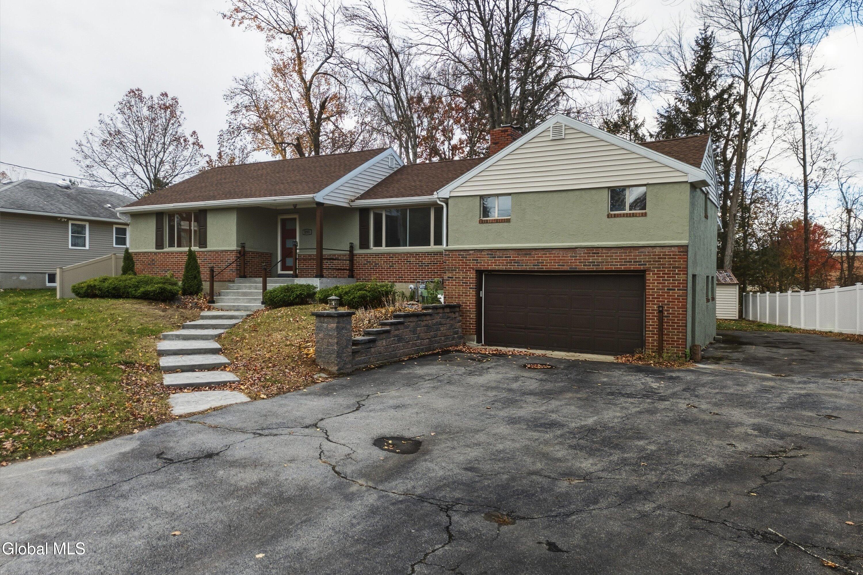 1005 Brunswick Place Rotterdam, NY 12303 - Photo 3 of 48 31-1005 Brunswick Pl-31