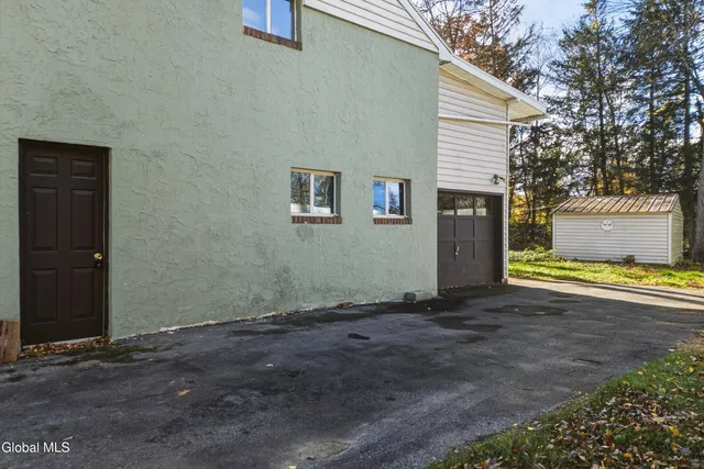$339,900 | 1005 Brunswick Place, Rotterdam, NY 12303