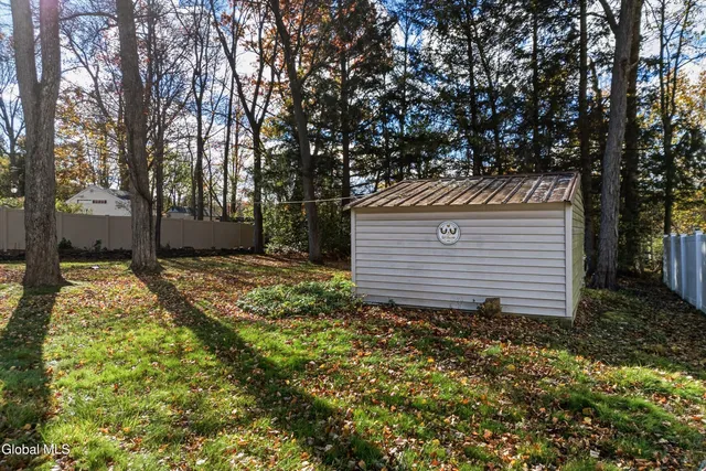 $339,900 | 1005 Brunswick Place, Rotterdam, NY 12303